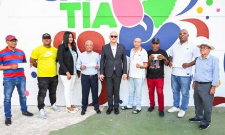 La oficina del corregidor de Santiago ofrece los primeros fondos para 2025 Carnival