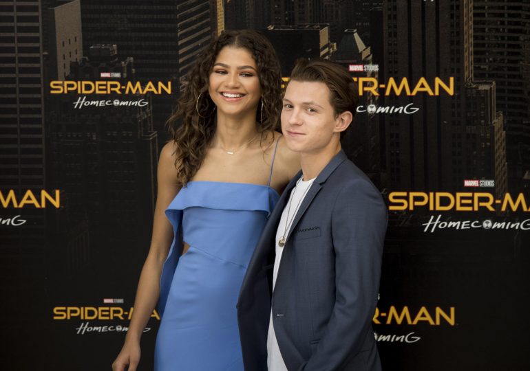 Los actores Zendaya y Tom Holland están comprometidos, según TMZ y la revista People