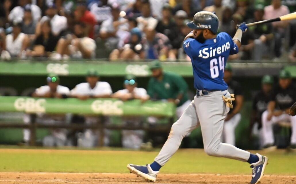 Emilio Bonifacio se convierte en líder histórico de dobles en el Todos contra Todos con los Tigres del Licey