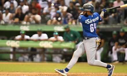 Emilio Bonifacio se convierte en líder histórico de dobles en el Todos contra Todos con los Tigres del Licey