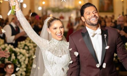 Futbolista brasileño se casa con la sobrina de su exmujer