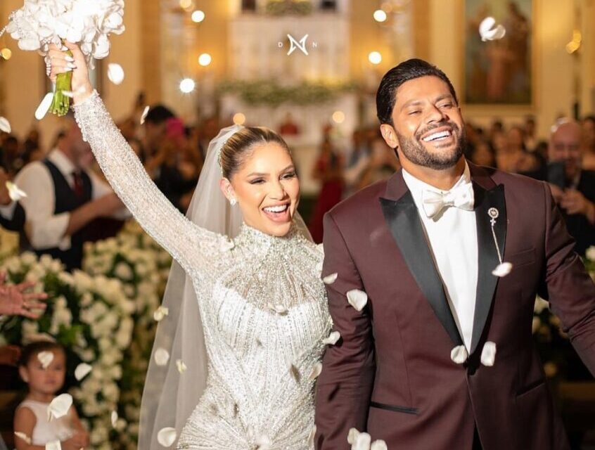 Futbolista brasileño se casa con la sobrina de su exmujer