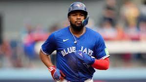 Vladimir Guerrero Jr. evita arbitraje y acuerda con Toronto