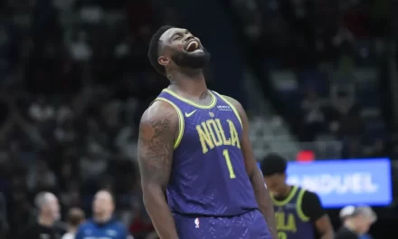 Pelicans suspenden a Zion Williamson por un partido por incumplir políticas del equipo