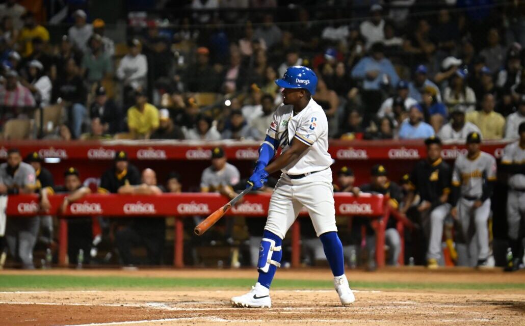 Leyba brilla con jonrón y Valdez domina en triunfo de Licey sobre Águilas en inicio de round robin