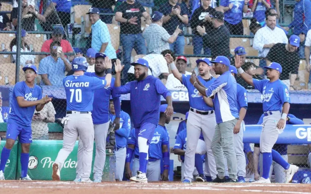 Licey doblega al Escogido para mantenerse en la cima del Todos contra Todos