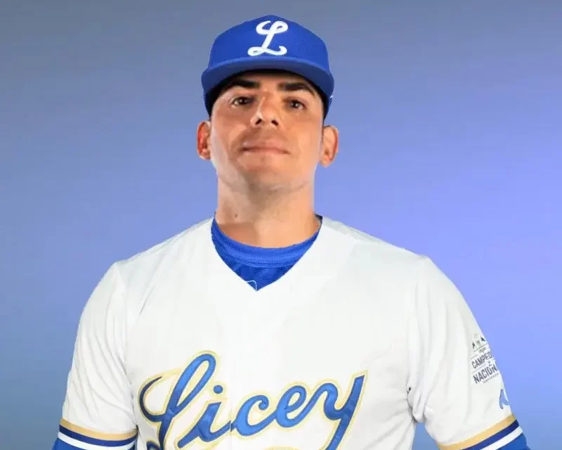 Víctor Mendoza reforzará ataque del Licey