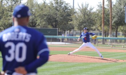 Roki Sasaki impresiona en su primera sesión en vivo con los Dodgers