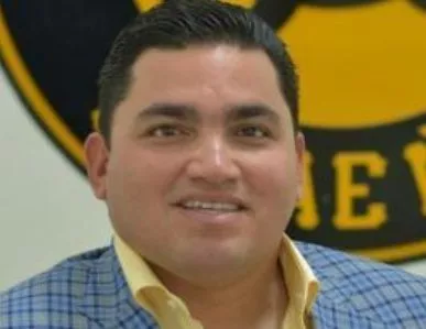 Las Estrellas contratan a Serafín Ovalles como vicepresidente de operaciones de béisbol