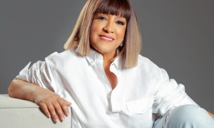 Milly Quezada debuta en el carnaval tradicional de Santa Cruz de Tenerife