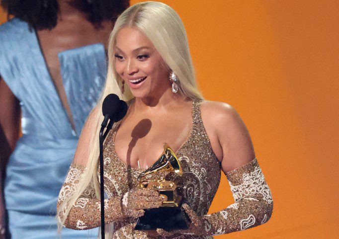 Beyoncé apetito el Grammy al cuaderno del año con «Cowboy Carter»