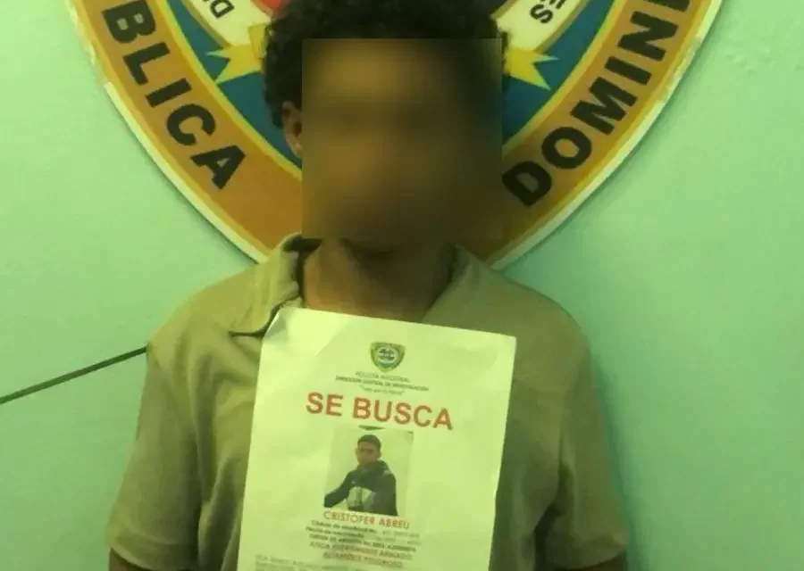 Arresto policial supuesto estafador vinculado a la adquisición fraudulenta de motocicletas en Santiago