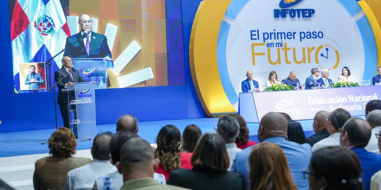 Infotep graduados de más de 3.500 técnicos calificados en la ceremonia franquista