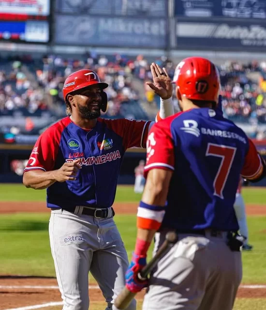 Leones del Escogido aplastan Japan Breeze en la Serie del Caribe