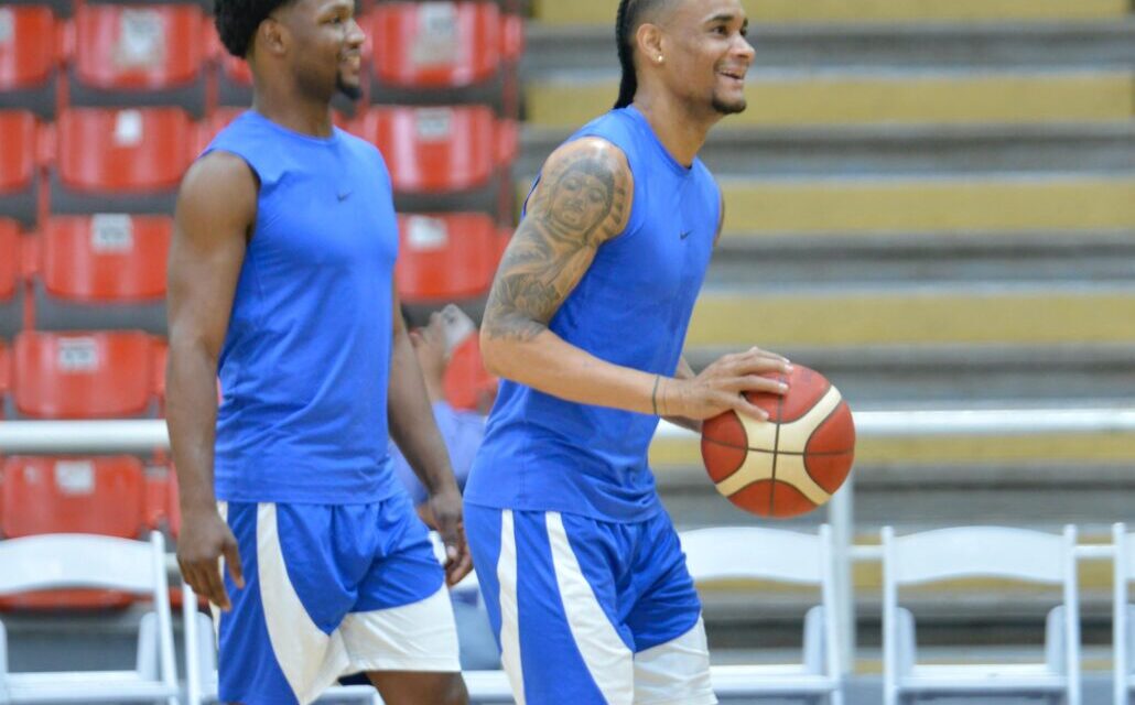 Che Garcia escoge sus 12 jugadores en partido de RD frente a Canadá en el AmeriCup