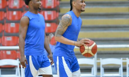 Che Garcia escoge sus 12 jugadores en partido de RD frente a Canadá en el AmeriCup