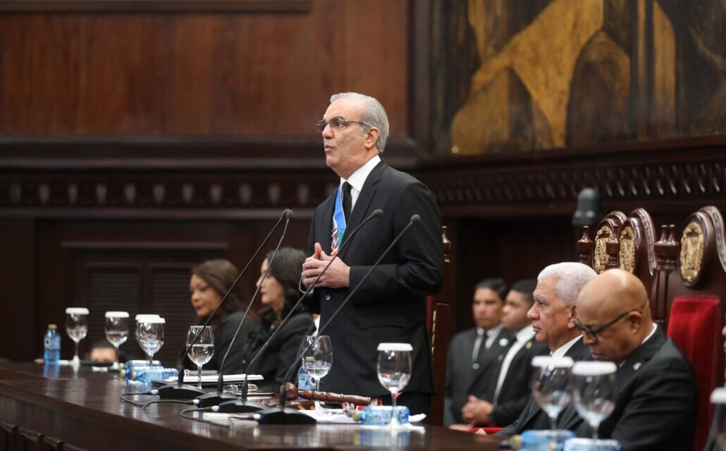 Presidente Abinader destaca inversión en intervenciones deportivas en todo el paraje doméstico