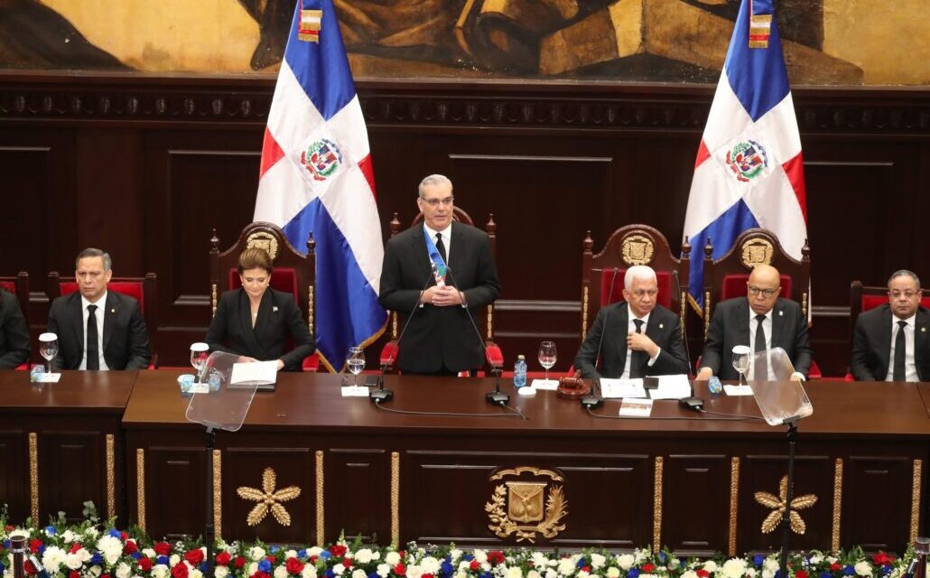 Presidente Abinader refuerza la inversión en el deporte y resalta su compromiso para los Juegos de Santo Domingo 2026