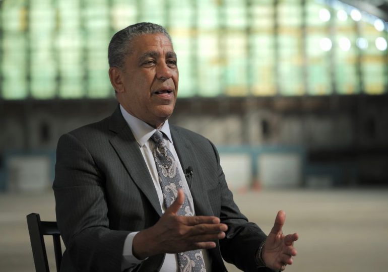 Los nuevos proyectos de películas de Diario en Washington teaser del documental sobre la vida del congresista Adriano Espaillat