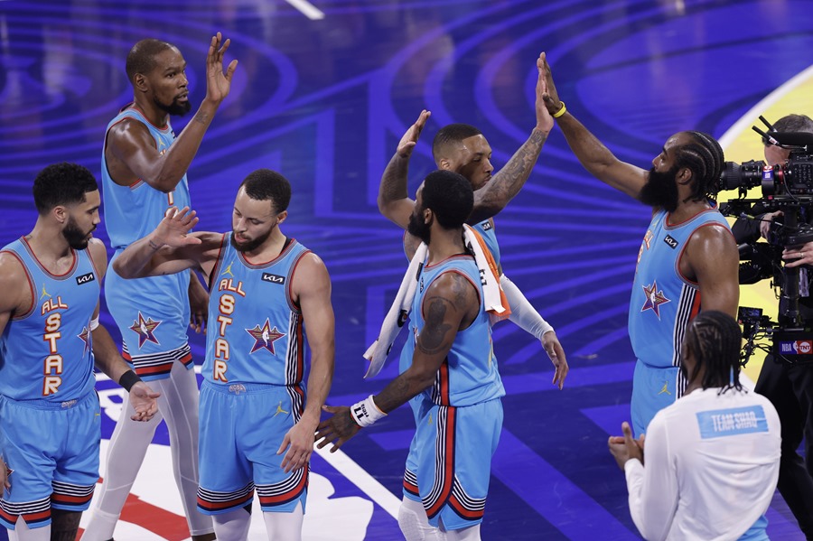 Curry, Durant y compañía conquistan el primer All-Star de la NBA con forma de ‘final four’