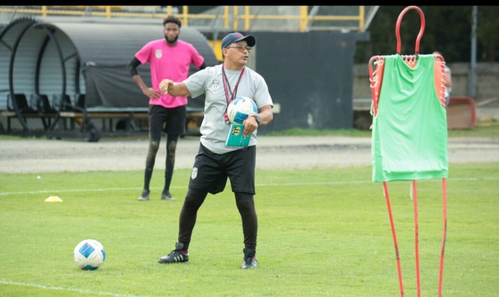 MOCA FC presentó a Jorge Alfonso como nuevo DT temporada 2025