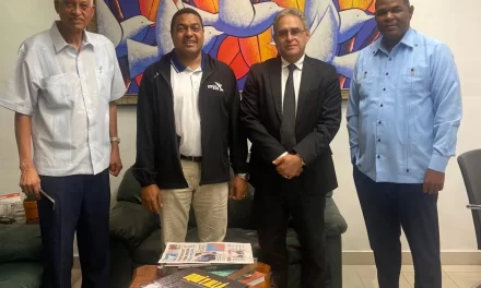 Comisión de FEDOXA se reúne con presidente del Comité Organizador