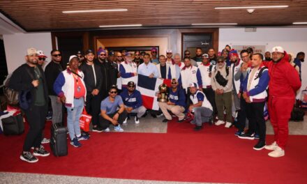Leones del Escogido regresan al país tras vencer la Serie del Caribe Mexicali 2025
