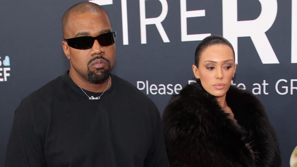 Representante de Kanye West (YE) niega el divorcio