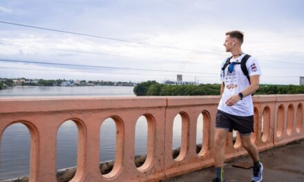 Joven sajón Callum Bates caminará 570 kilómetros
