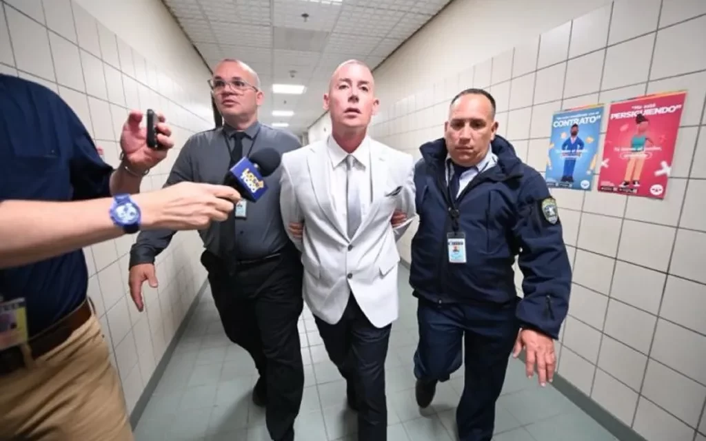 Cosculluel dejará prisión posteriormente de dar a la fianza