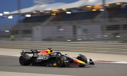 George Russell cierra la pretemporada de F1 como el más rápido en Bahréin