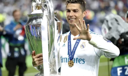 Cristiano Ronaldo, a punto de cumplir 40 primaveras, se reafirma como el mejor futbolista de la historia