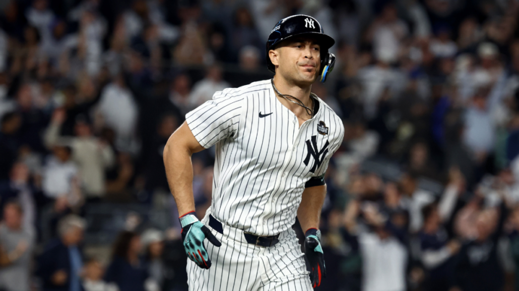 Stanton no ha retomado actividades de béisbol; en duda para el Día Inaugural