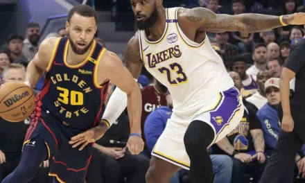 Los Warriors muestran interés en LeBron James, Kevin Durant y Jimmy Butler
