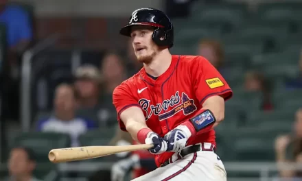 Sean Murphy, receptor de los Bravos, fuera de 4 a 6 semanas por deterioro en la costilla