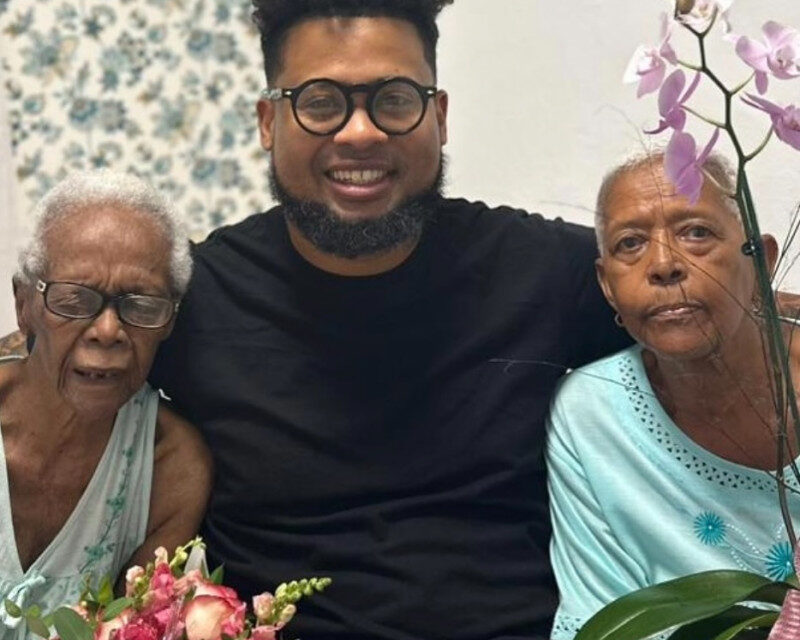 Miropis muere, la abuela e hija de la abuela de Palin