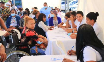 Public Network ofrece un enfoque integral de vitalidad para las mujeres.