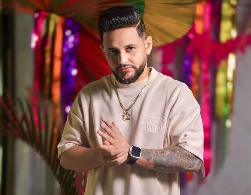 Ronny la acorde, navega entre lo urbano y lo tropical