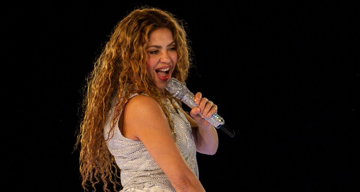 Shakira pospone otro concierto de sus problemas de círculo en Chile