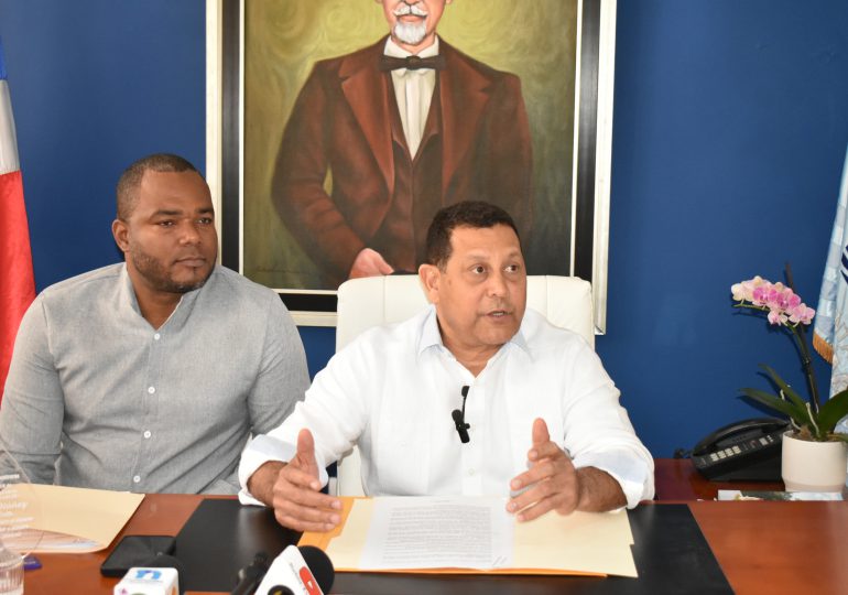 Alcalde de Samaná denuncia la propiedad de la tierra irregular en Seawall