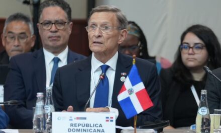 El ministro de Relaciones Exteriores dominicanos insta a una entusiasmo internacional más resistente sobre Haití