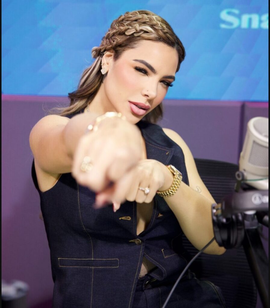 Carlitos Wey dispuestos a arreglar las cosas con un diseño loco si paga 