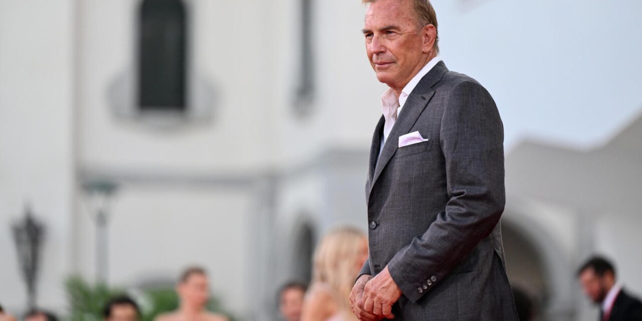 El actor estadounidense Kevin Costner recepción La Habana