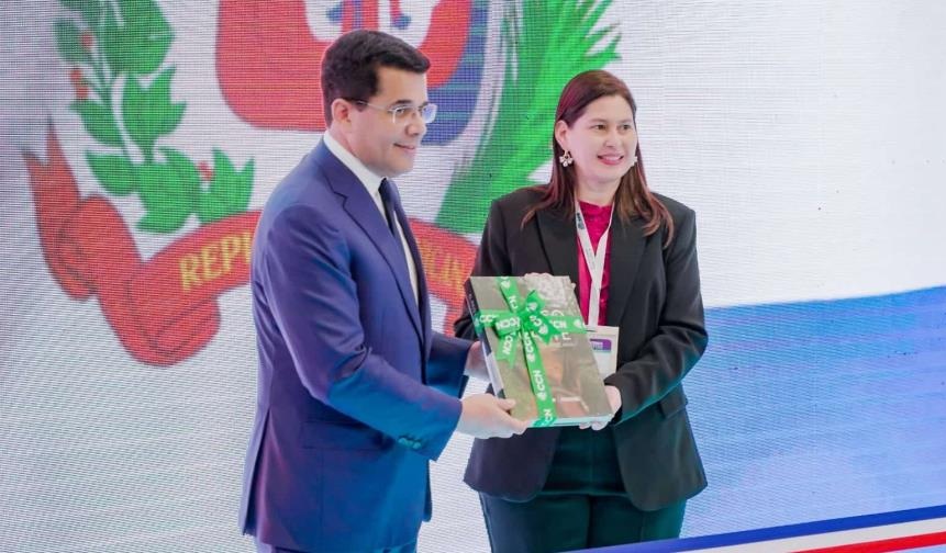 República Dominicana muestra a Pico Duarte para promover el turismo de aventura en Colombia