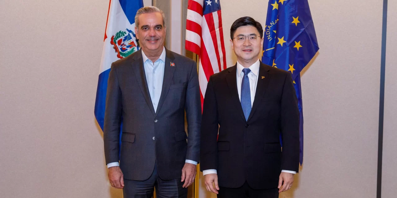 República Dominicana y Purdue amplían la asociación en semiconductores y biotecnología