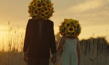 Jay Wheeler pica su libro más personal: Sunflowers