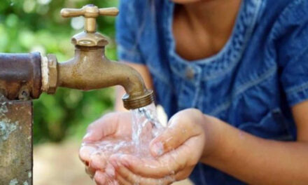 UNICEF dice que 1 de cada 10 hogares recibe agua solo una vez por semana