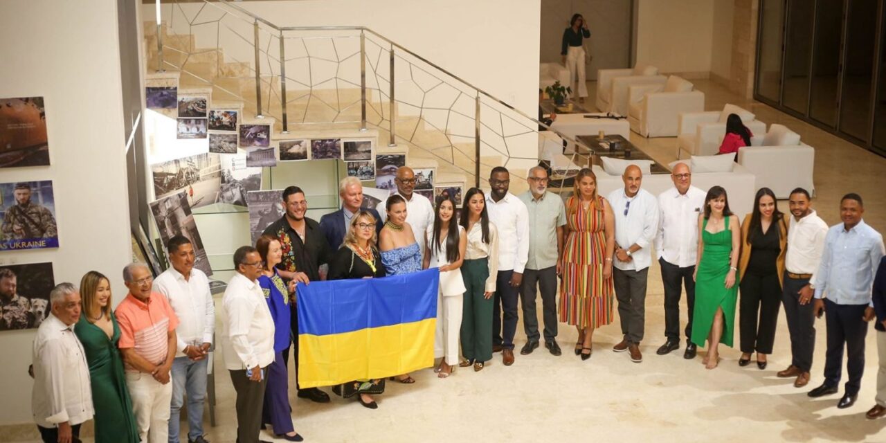 Ucrania conmemora tres primaveras de supresión con evento cultural en la República Dominicana
