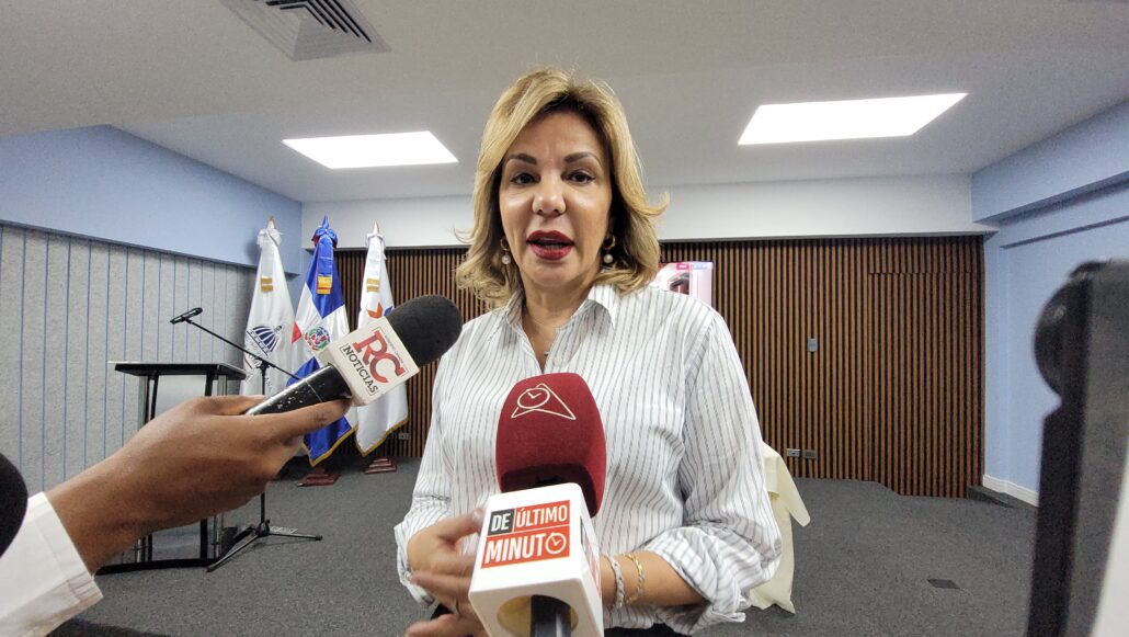 Milagros Germán dice que las noches de chevere estarían en el brisa en «un par de meses»