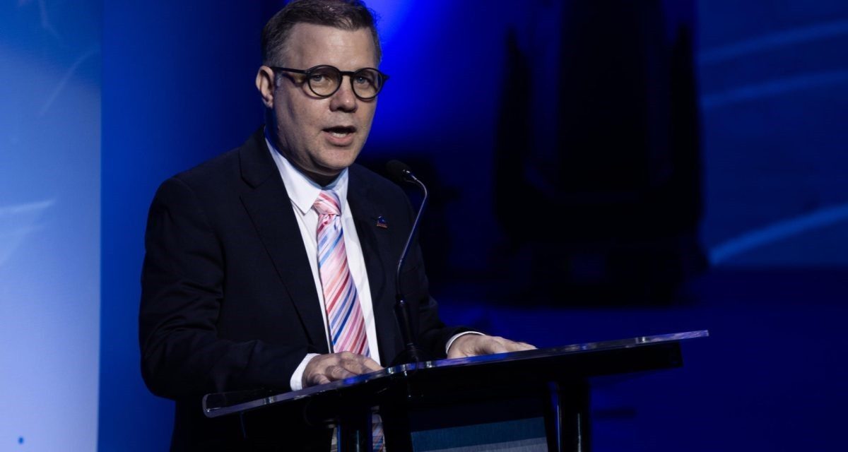 El Ministerio de Cultura se reunirá con el Premio Nacional de Literatura 2025 Efraim Castillo